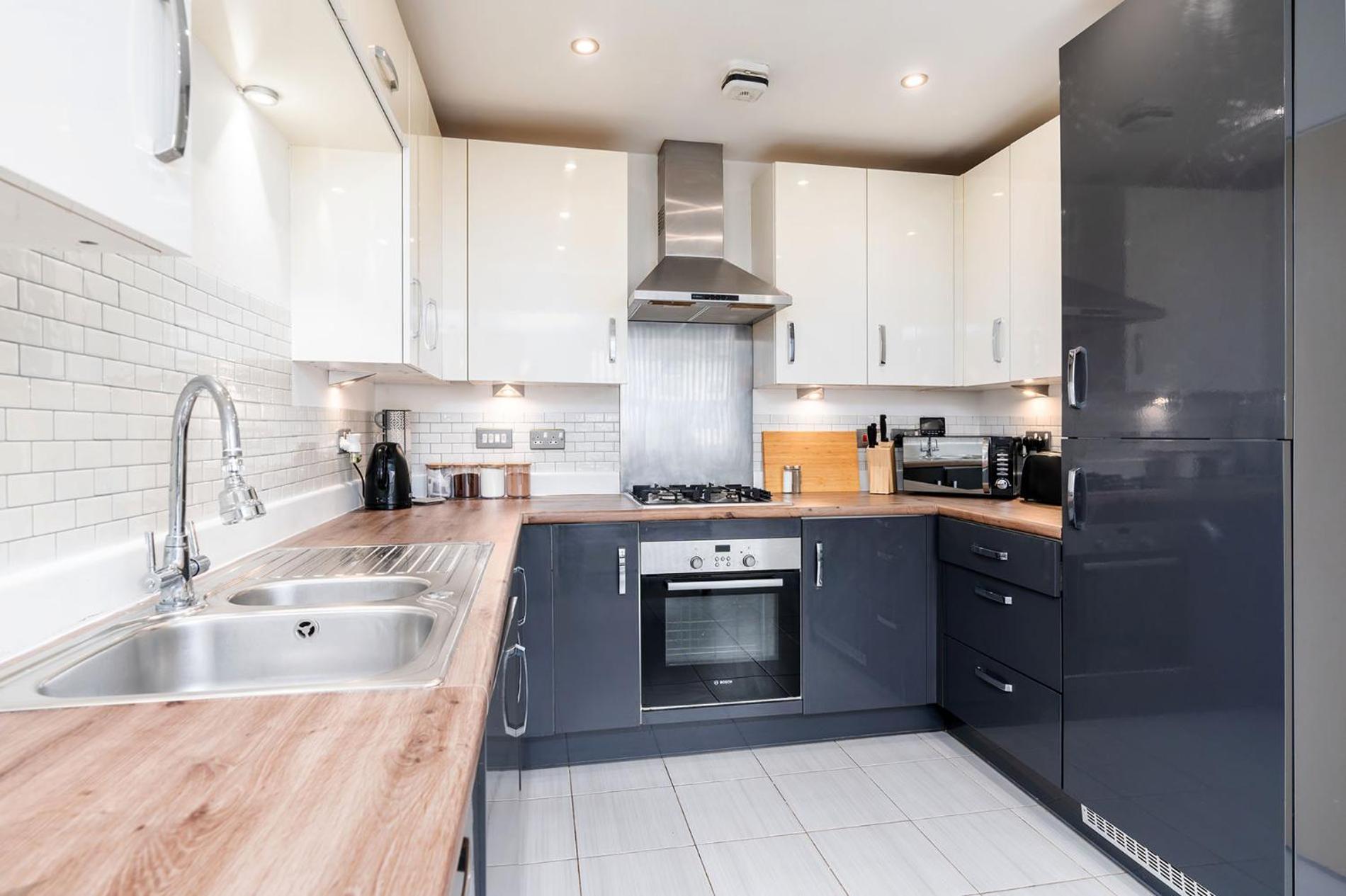 6 Guests - 3 Bedrooms - Free Wi-Fi - Manchester Eksteriør bilde